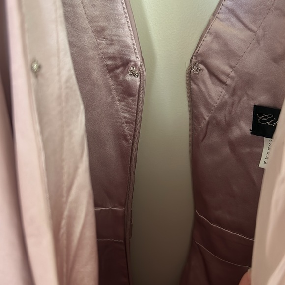 Cinderella Divine mauve color Formal dress - Picture 11 of 11